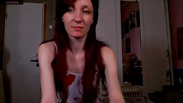 Snapshot of bzzz_bzzz chatting on April 2026 10:29:01 PM bzzz bzzz online show from April 2026 10:29:01 PM