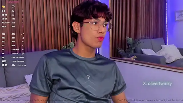 Snapshot of Oliver20__ chatting on May 2026 09:09:01 PM Oliver20 online show from May 2026 09:09:01 PM