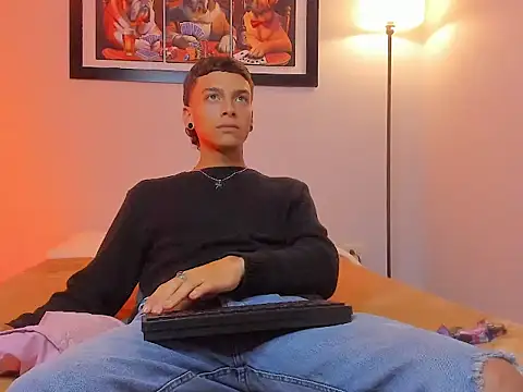 Snapshot of Noahh_Saky chatting on March 2026 03:40:01 AM Noahh Saky online show from March 2026 03:40:01 AM