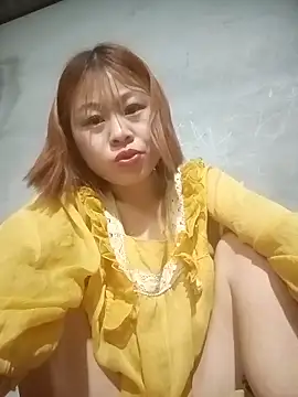 Aurora Luna online show from March 2026 04:38:02 AM