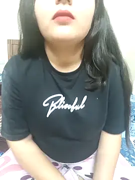 neelam rawat online show from April 2026 06:53:01 PM