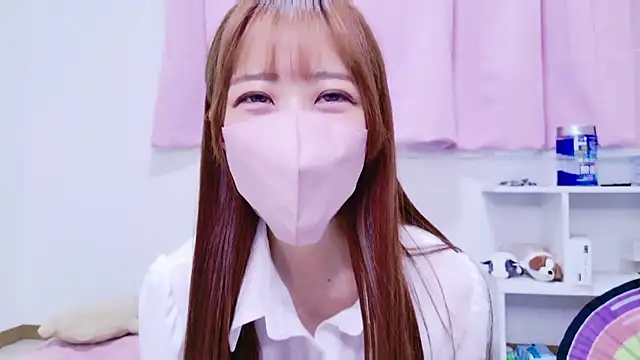 Snapshot of RIRI_23 chatting on April 2026 05:27:02 AM RIRI 23 online show from April 2026 05:27:02 AM