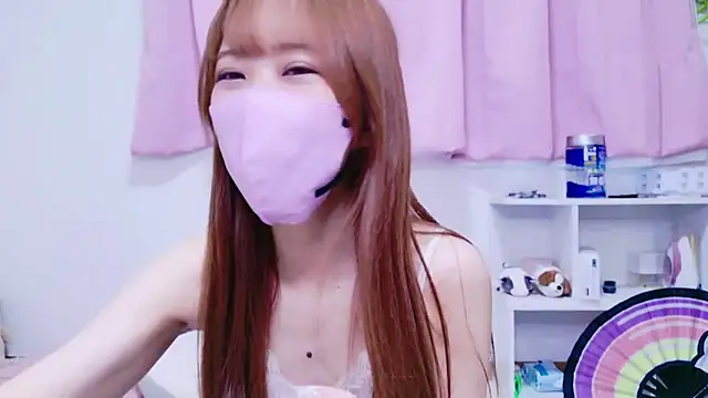 Snapshot of RIRI_23 chatting on April 2026 04:24:02 AM RIRI 23 online show from April 2026 04:24:02 AM