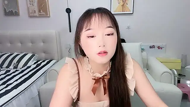Snapshot of shuangshuang3 chatting on June 2026 04:11:02 PM shuangshuang3 online show from June 2026 04:11:02 PM