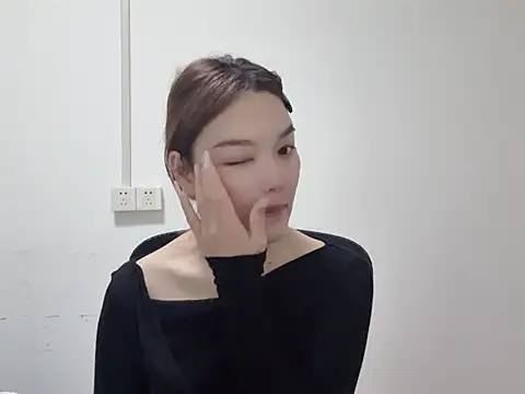 leilei998 online show from March 2026 06:39:01 AM