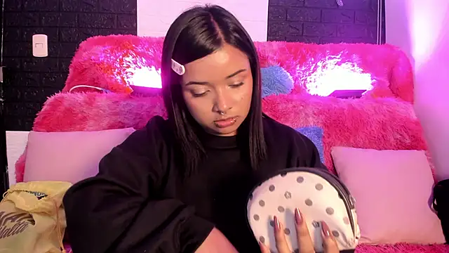 SofiiaCutee online show from June 2026 03:31:01 AM