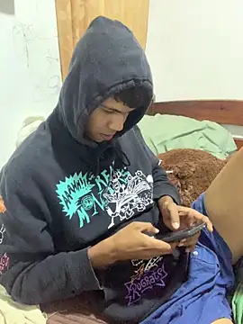 Snapshot of xjadem chatting on April 2026 07:33:01 AM xjadem online show from April 2026 07:33:01 AM