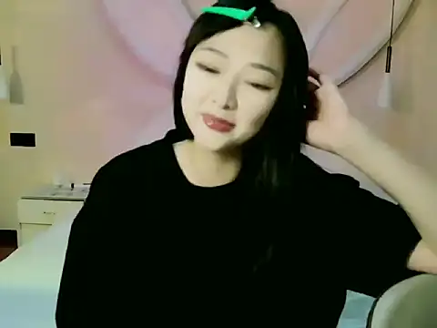 A-Rowan online show from April 2026 09:39:33 PM