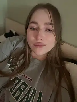 Snapshot of milana_millka chatting on March 2026 09:32:02 AM milana millka online show from March 2026 09:32:02 AM