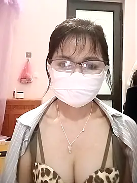 Snapshot of art_po19 chatting on March 2026 01:17:01 PM art po19 online show from March 2026 01:17:01 PM