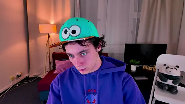 KevinStrike online show from April 2026 08:03:01 PM