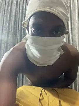 InvalidFlexor online show from July 2026 10:34:01 PM
