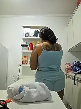 millacavalona09 online show from April 2026 01:47:02 PM