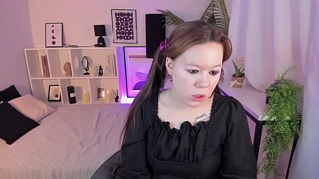 Vanessa ama online show from April 2026 08:07:02 AM