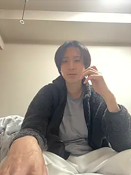 Snapshot of youta200 chatting on April 2026 01:05:02 PM youta200 online show from April 2026 01:05:02 PM