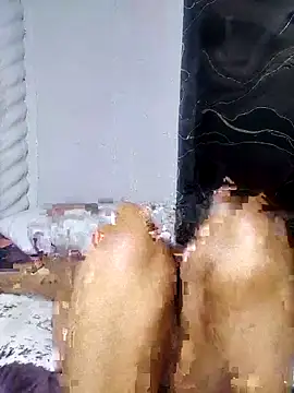 Snapshot of LaReina199991 chatting on April 2026 08:06:02 PM LaReina199991 online show from April 2026 08:06:02 PM