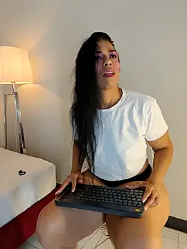 Snapshot of KarolVIPXXX chatting on March 2026 10:48:01 AM KarolVIPXXX online show from March 2026 10:48:01 AM