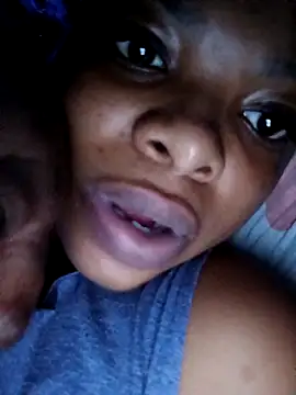 Snapshot of Smalltitiesxxx chatting on March 2026 04:29:01 AM Smalltitiesxxx online show from March 2026 04:29:01 AM