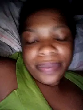 Snapshot of Smalltitiesxxx chatting on April 2026 04:20:02 AM Smalltitiesxxx online show from April 2026 04:20:02 AM