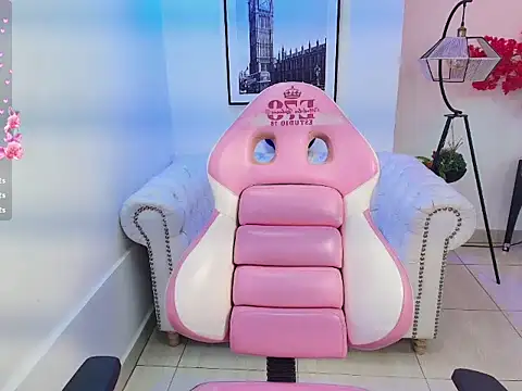 Natalia cartier online show from April 2026 08:15:02 AM