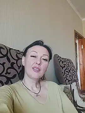 Snapshot of HelgaDennis chatting on March 2026 08:26:33 AM HelgaDennis online show from March 2026 08:26:33 AM