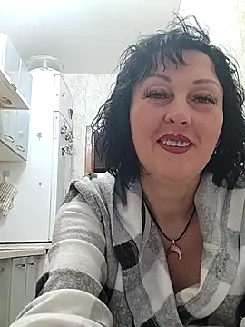 Snapshot of HelgaDennis chatting on April 2026 03:26:01 AM HelgaDennis online show from April 2026 03:26:01 AM