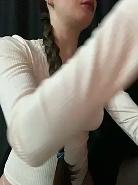 shrie beverlyy045 online show from April 2026 11:35:02 PM