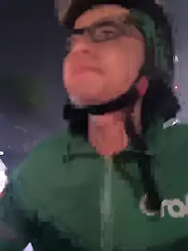 Snapshot of cactoto chatting on April 2026 04:44:02 PM cactoto online show from April 2026 04:44:02 PM