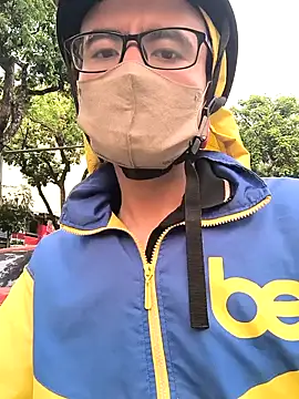 Snapshot of cactoto chatting on April 2026 10:20:02 AM cactoto online show from April 2026 10:20:02 AM