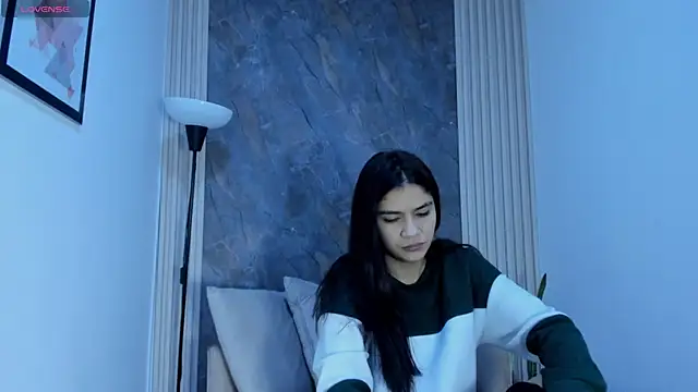 alina sauvage online show from April 2026 11:27:01 AM