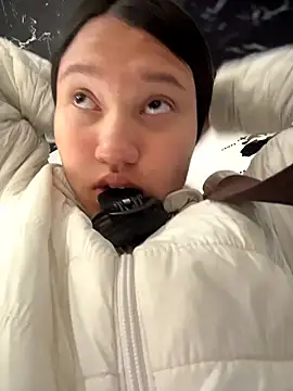 Melody LS online show from April 2026 01:22:02 PM