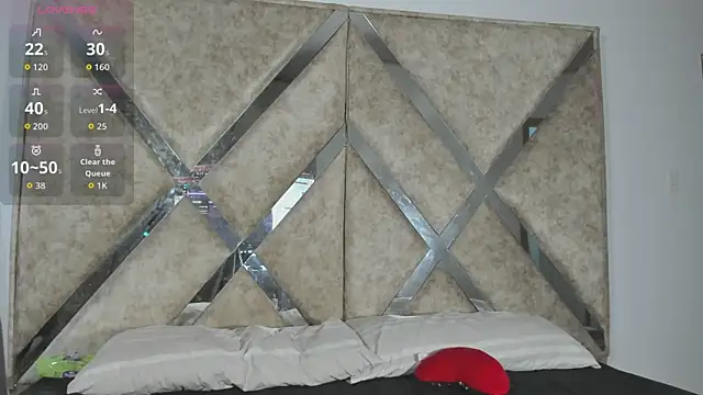 Snapshot of Pleasure_Aurora chatting on April 2026 01:04:02 PM Pleasure Aurora online show from April 2026 01:04:02 PM