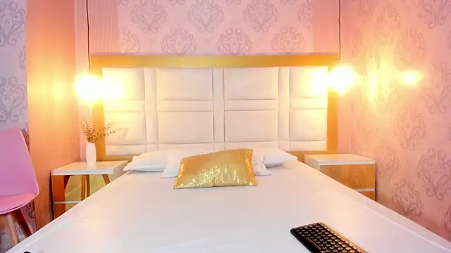 Alanah R online show from March 2026 03:07:01 PM