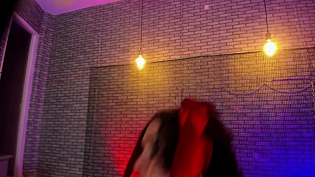 Alanah R online show from April 2026 12:56:01 AM