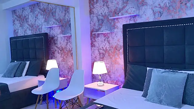 Ann  Evans online show from April 2026 03:22:01 AM