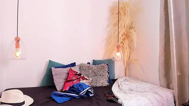 your d0ll1 online show from May 2026 12:57:01 PM