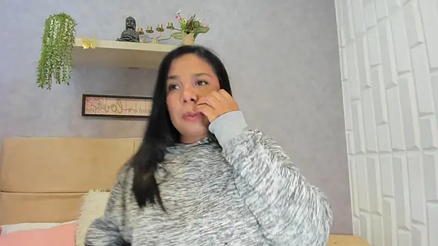 Cloee evans online show from April 2026 11:50:02 AM