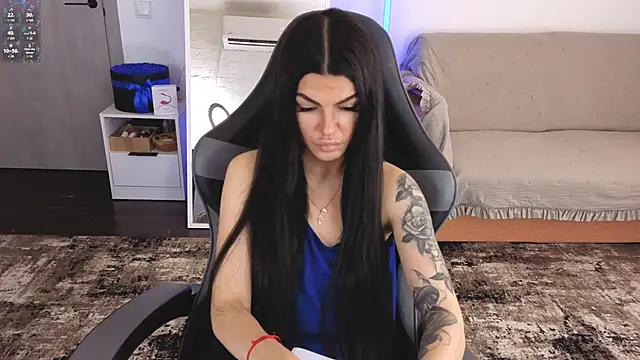 AnacondaOnn online show from May 2026 05:46:02 AM