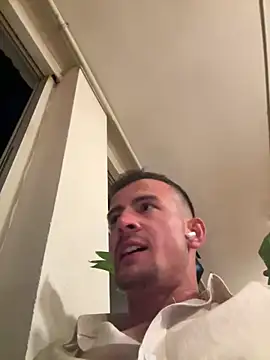 globalfucker34 online show from April 2026 07:33:02 PM