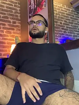 KyleJoss30 online show from April 2026 09:46:01 PM