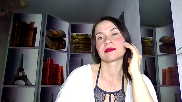 Snapshot of Selena_Moo chatting on March 2026 10:53:02 AM Selena Moo online show from March 2026 10:53:02 AM