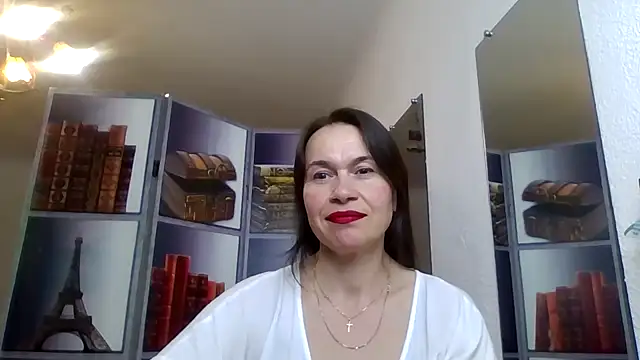 Snapshot of Selena_Moo chatting on April 2026 09:34:02 AM Selena Moo online show from April 2026 09:34:02 AM