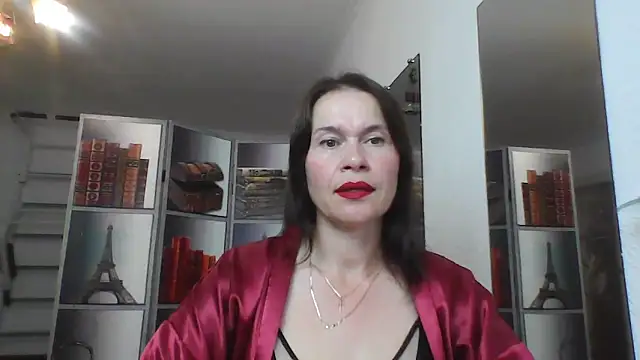 Snapshot of Selena_Moo chatting on June 2026 07:53:02 AM Selena Moo online show from June 2026 07:53:02 AM