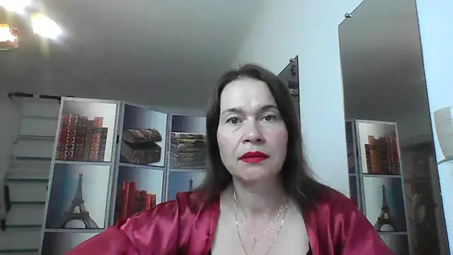 Snapshot of Selena_Moo chatting on July 2026 08:21:01 AM Selena Moo online show from July 2026 08:21:01 AM