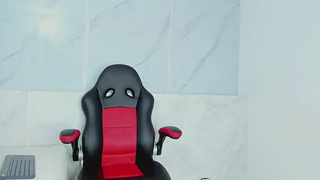 kate bould  online show from April 2026 04:46:01 AM