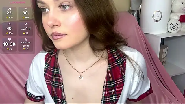 AvroraDisney online show from April 2026 05:07:01 PM