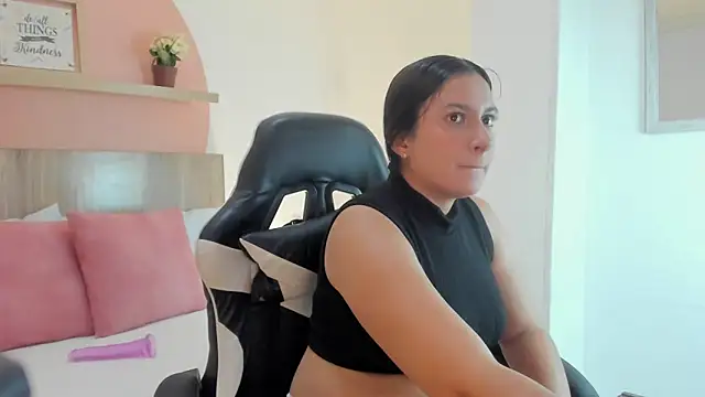 kira relish online show from March 2026 01:00:01 PM