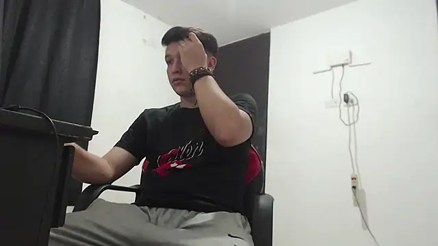 Snapshot of Lucifeeeer_666 chatting on April 2026 07:49:01 PM Lucifeeeer 666 online show from April 2026 07:49:01 PM