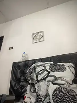 Blowjob-Queen  online show from April 2026 03:01:04 AM