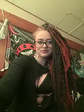 Snapshot of darlingvicuous chatting on March 2026 06:28:02 AM darlingvicuous online show from March 2026 06:28:02 AM